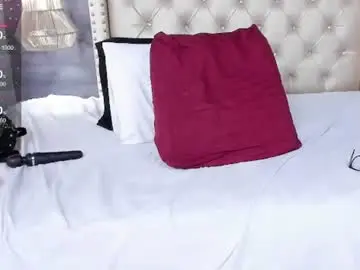 Mommy_cute  live sex cam