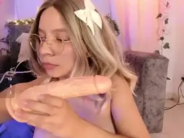 Naugthyrosie_  live sex cam