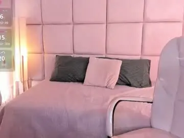 Soophie_tayloor  live sex cam