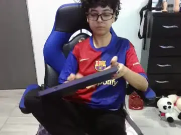 Thomascooper_cams  live sex cam