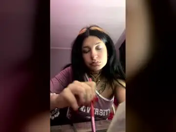 Adricut3  live sex cam
