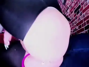 Alexis_texass01  live sex cam