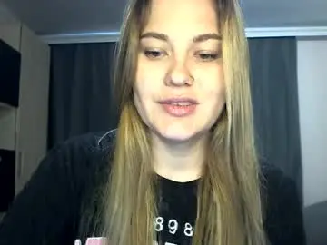 Alise21x  live sex cam