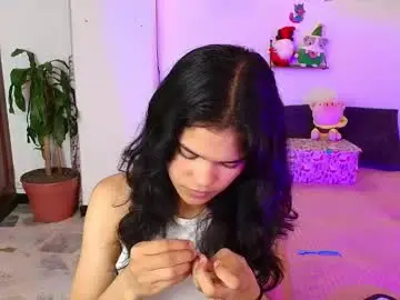 Emycarver09  live sex cam