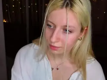 Incurpupoz  live sex cam