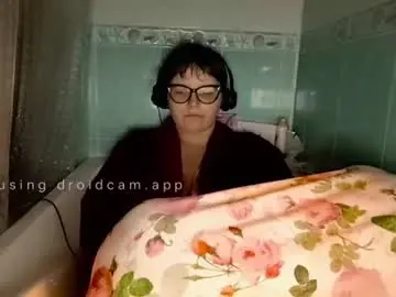 Lunarcat54352  live sex cam