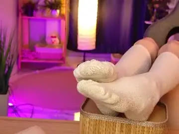 Lunawhisper  live sex cam