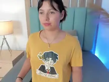 Maddylovee_  live sex cam