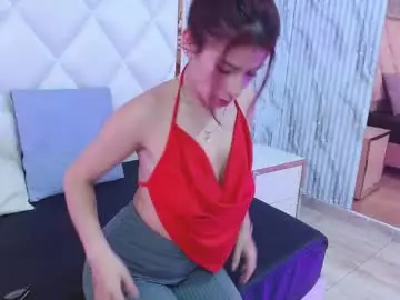 Naisha_tay  live sex cam