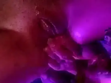 Scheser86  live sex cam