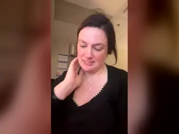 Sotamom  live sex cam