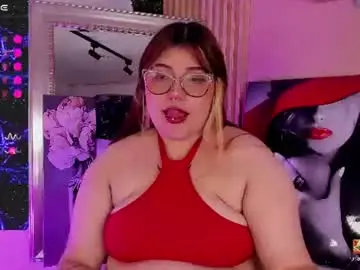 Winnie_mya  live sex cam