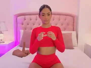Chloemoon10  live sex cam