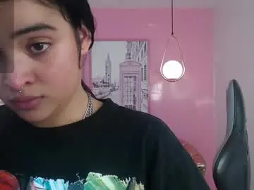 Clementine_t  live sex cam