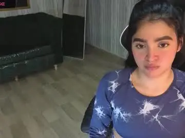 Clementine_t  live sex cam