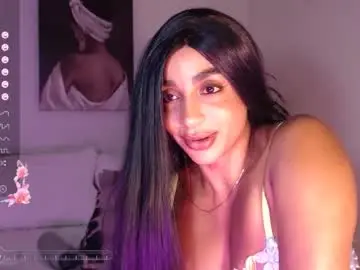 Destinnemil  live sex cam