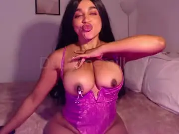 Destinnemil  live sex cam
