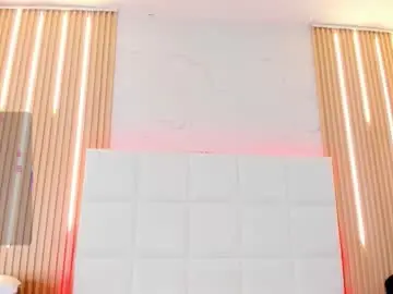 Elody_rousse  live sex cam