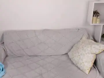 Elzaglower  live sex cam