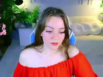 Holly_kittenss  live sex cam