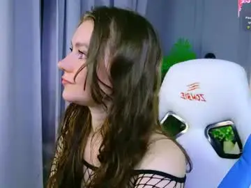 Holly_kittenss  live sex cam