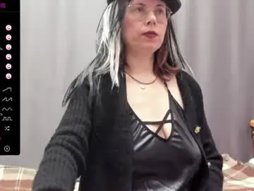 Karolinecher  live sex cam