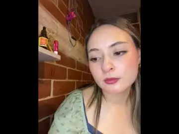 Liilaaaa23  live sex cam