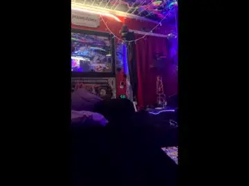 Lil_ej  live sex cam