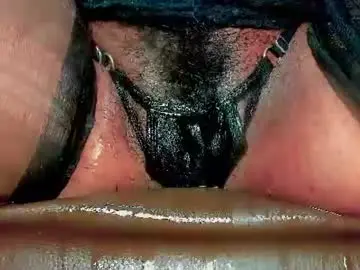 Melania_browis  live sex cam