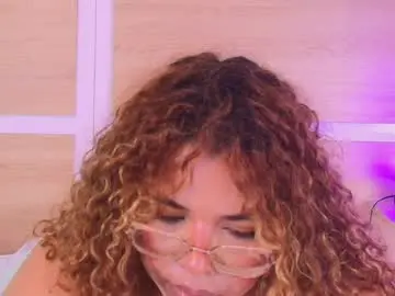 Niickypurple  live sex cam