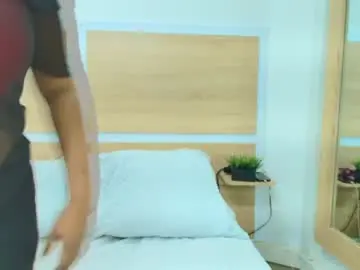 Niickypurple  live sex cam
