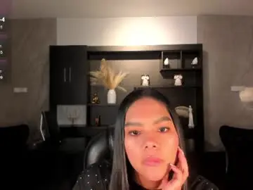 Saphirajames  live sex cam