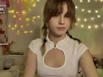 Tessa_shy_  live sex cam