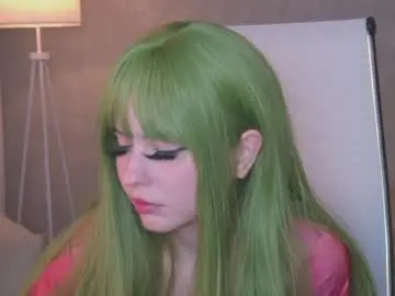 Yunaleaf  live sex cam