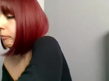 Zaradesire  live sex cam