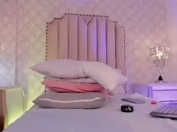 Zoejenner_  live sex cam