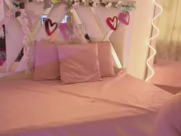 Zury_tay  live sex cam