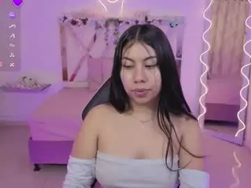 Zury_tay  live sex cam