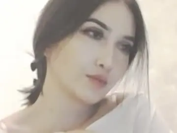 Bellapoarch  live sex cam