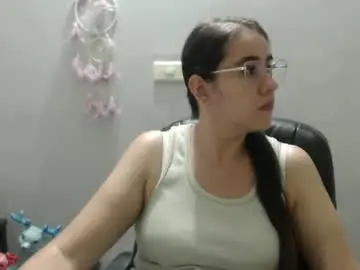 Carolyn_lux  live sex cam