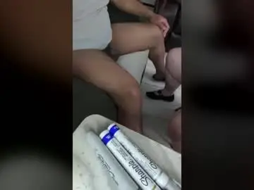 Crotchmilkqueen  live sex cam