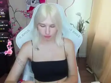 Evelinalu  live sex cam