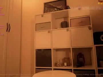 Hot_july  live sex cam