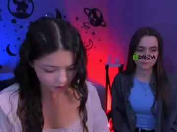 Itscharlliee  live sex cam