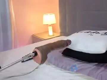 Jinglefancypuff  live sex cam