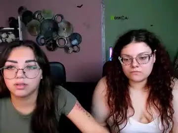 Kiki_swan  live sex cam