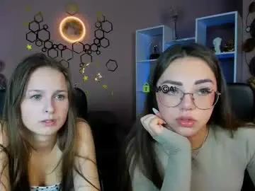 Kiki_swan  live sex cam