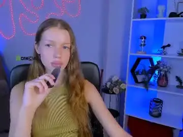 Kiki_swan  live sex cam