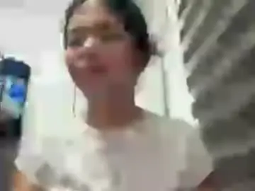 Lakitamolner  live sex cam