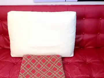 Matureofkind  live sex cam